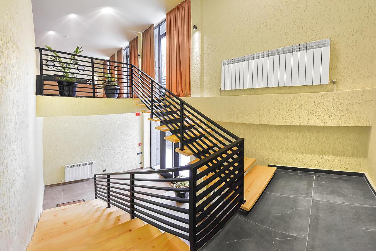 Lalo Hotel Абастумані Екстер'єр фото