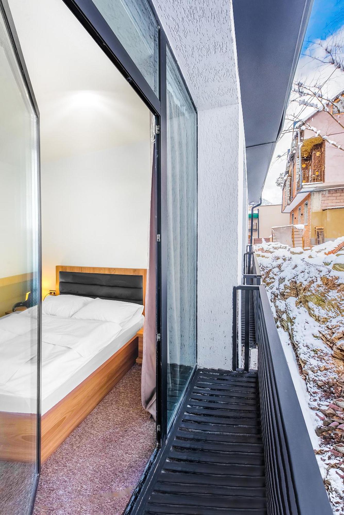 Lalo Hotel Абастумані Екстер'єр фото